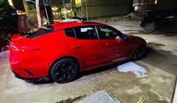 کیا ستینگەر